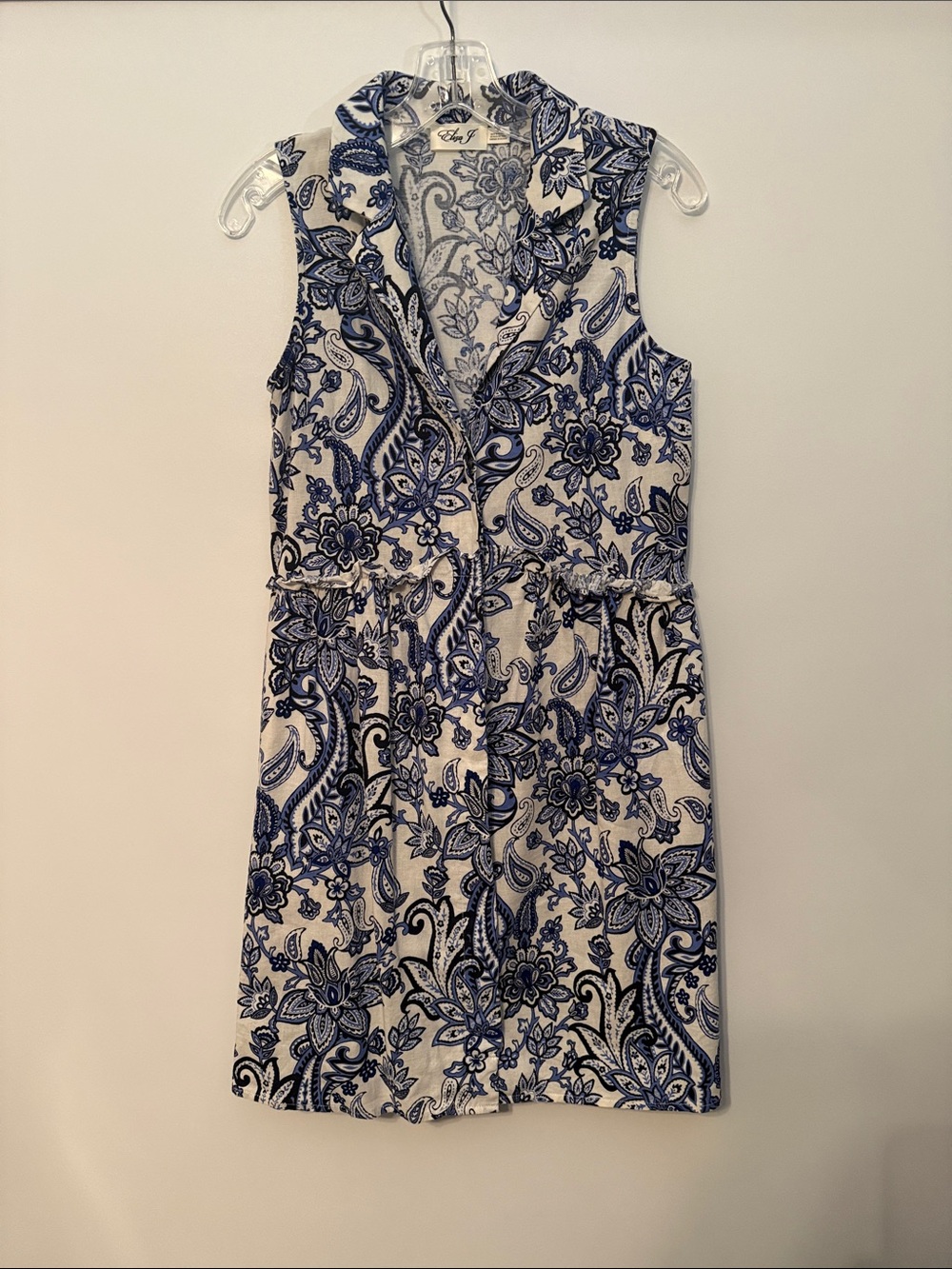 Eliza J White and Blue Paisley Sleeveless V‑Neck Mini Dress